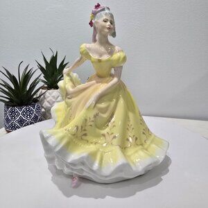 Royal Doulton – Ninette, HN 2379, Vintage Bone China, 1970